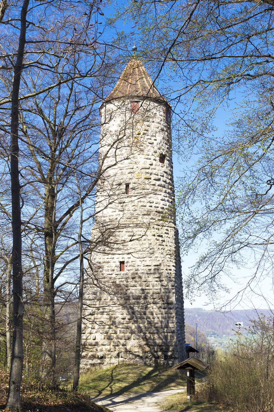 Ödenturm oberhalb der Geislinger Steige