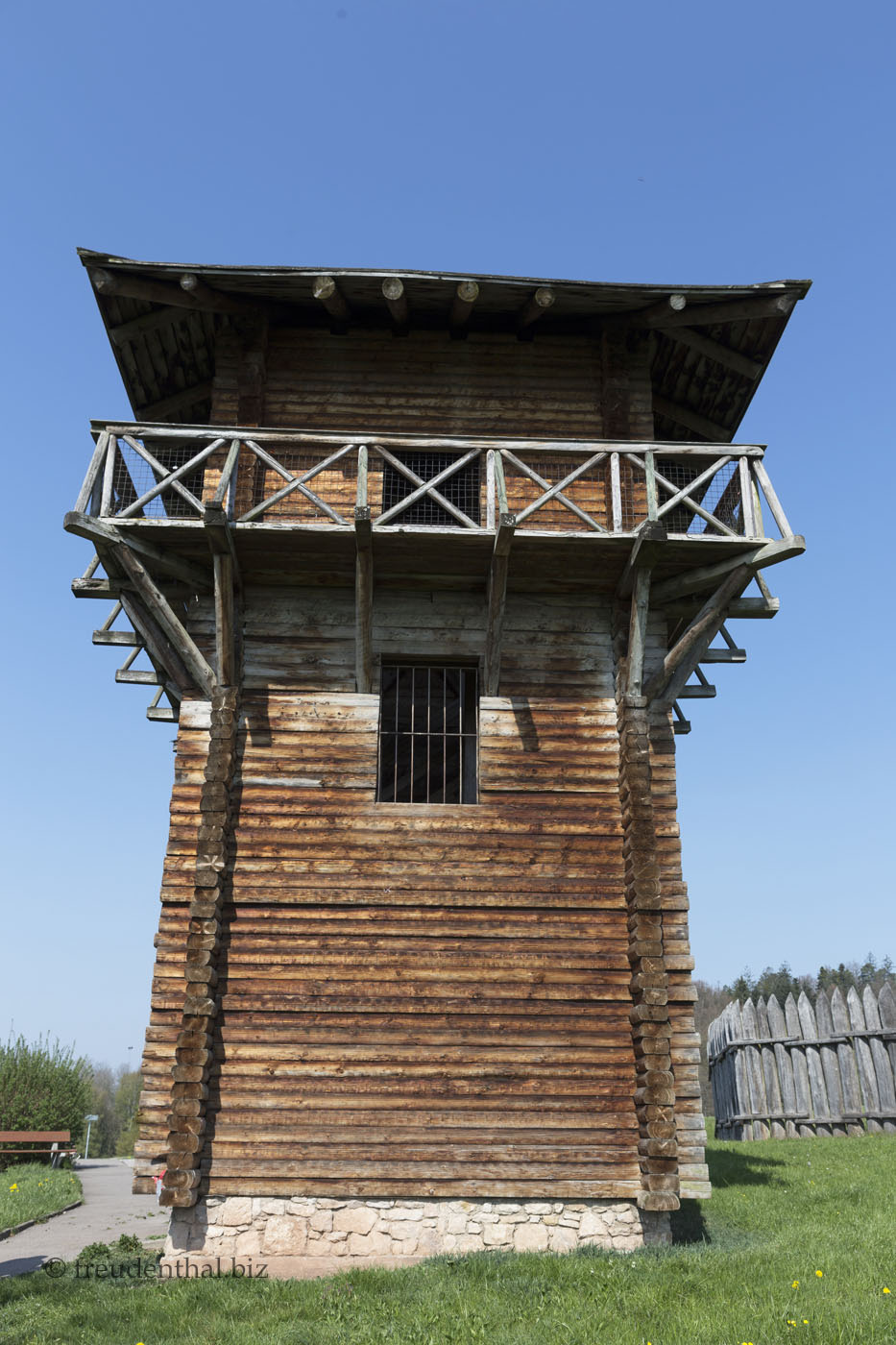 Römischer Wachturm am Limesknick