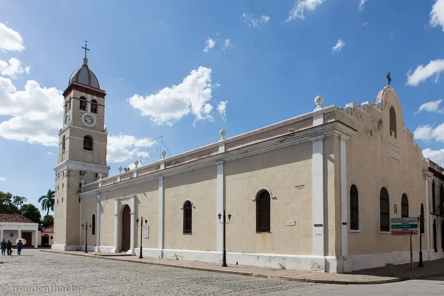 Catedral del Saltisimo Salvador de Bayamo