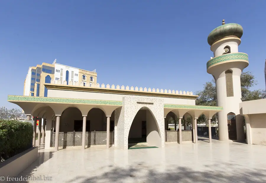 die Moschee beim Grabmal des Propheten Nabi Imran in Salalah