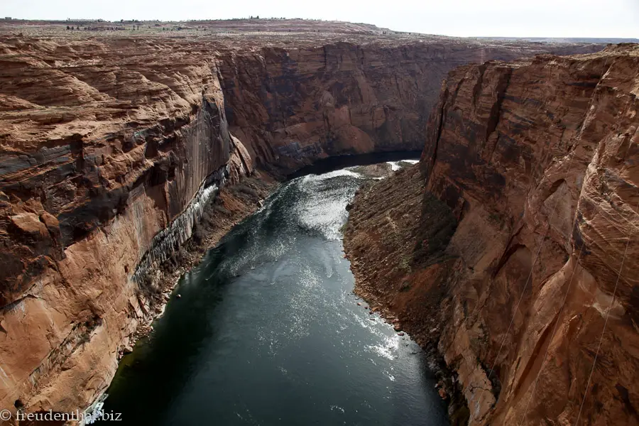 Colorado River unterhalb des Glen Canyon Staudamms