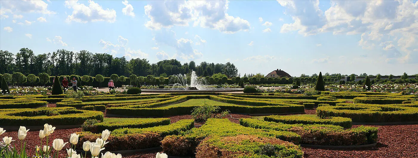 Barockgarten vom Schloss Rundāle