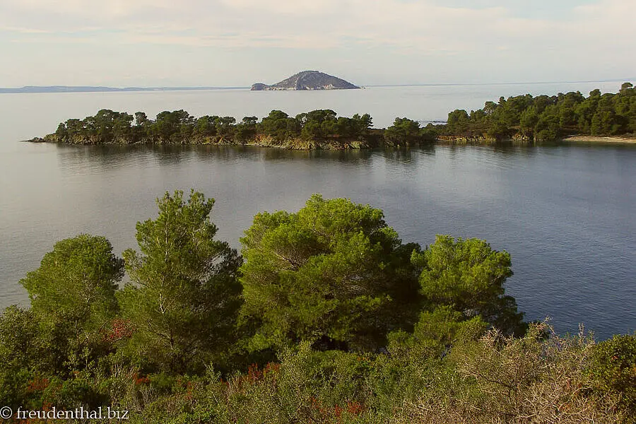 idyllischer Küstenabschnitt auf Sithonia