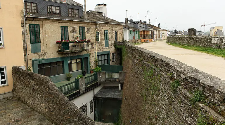 auf der Stadtmauer von Lugo