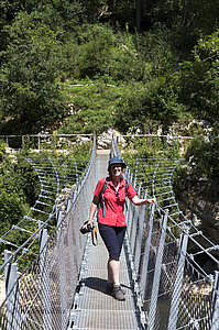 Hängebrücke im Inzigkofer Park