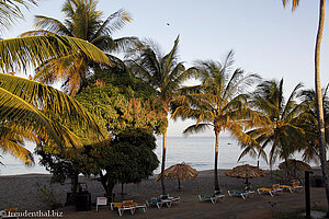 Blick vom Zimmer zum Strand