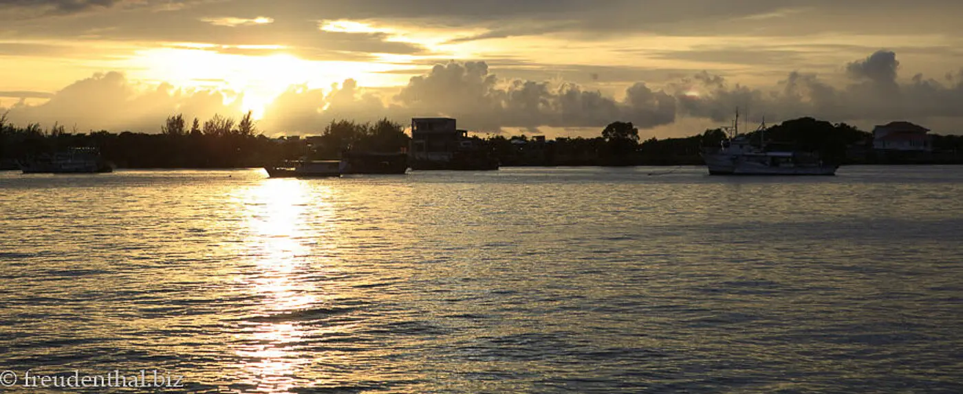 Blick über die Bucht von Kota Kinabalu