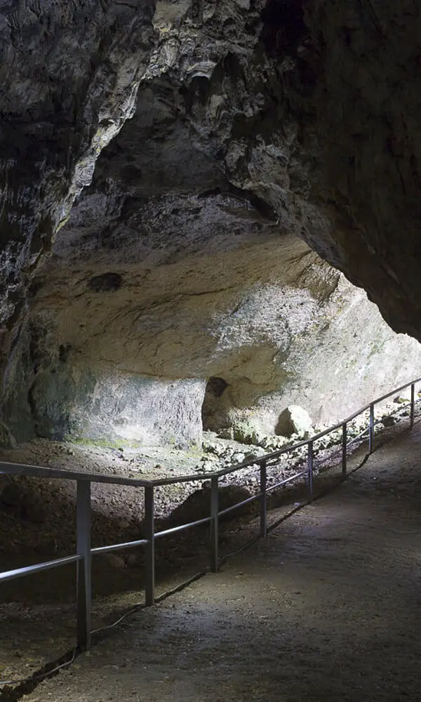 Die Sontheimer Höhle - Älteste Schauhöhle Deutschlands