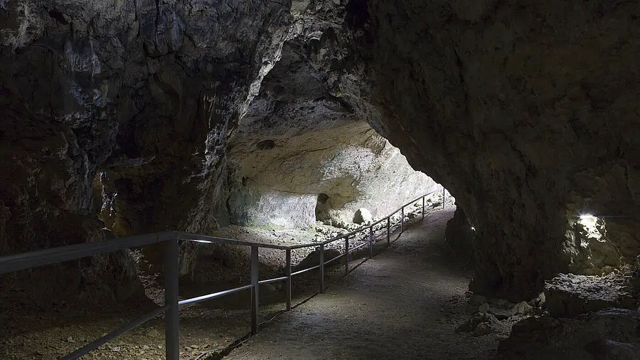 Die Sontheimer Höhle - Älteste Schauhöhle Deutschlands