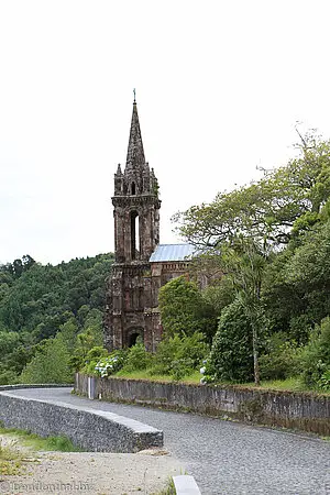 Ermida Nossa Senhora das Vítorias - alte gotische Kirche bei Furnas