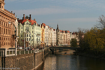 prächtige Bürgerhäuser bestimmen das Bild in der Masarykova-Straße