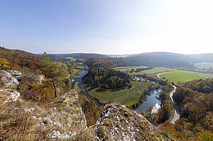 Aussicht vom Teufelslochfelsen über das Obere Donautal