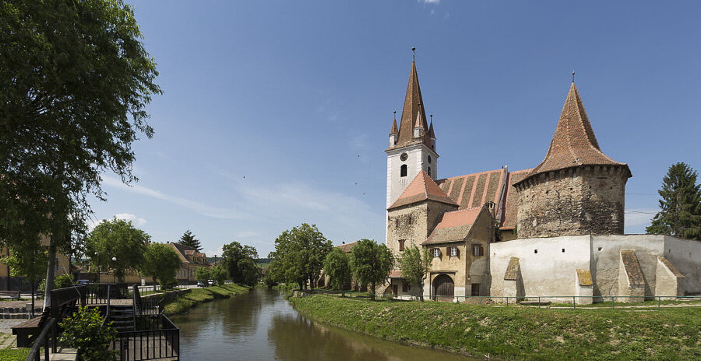 die Kirchenburg von Grossau, dem Storchendorf Cristian