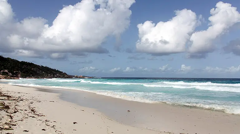 Strand in der Petite Anse