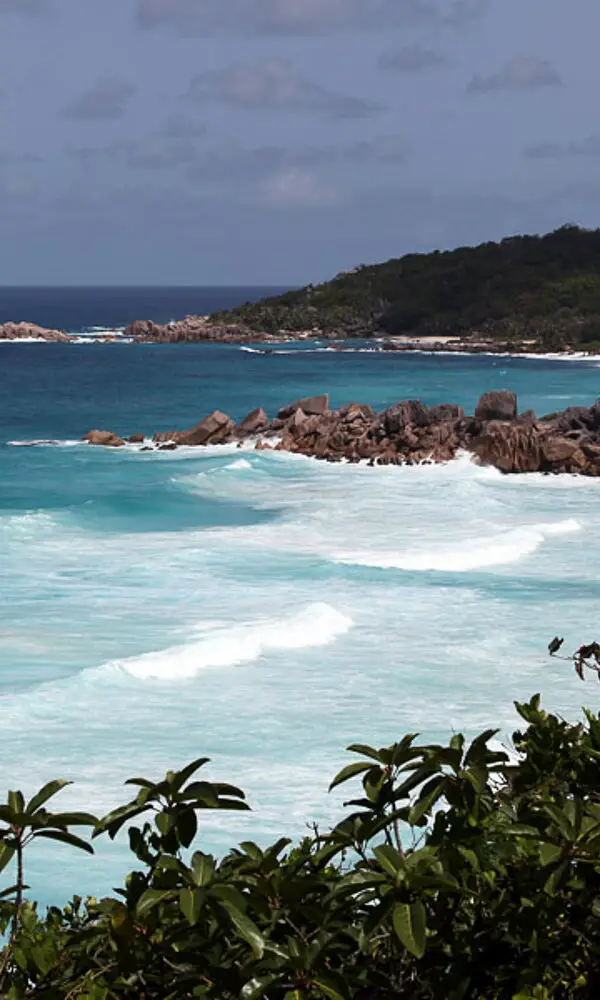 Blick über die Petite Anse und Grand Anse