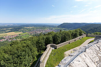 Ausblick von der Oberburg der Hohenhneuffen