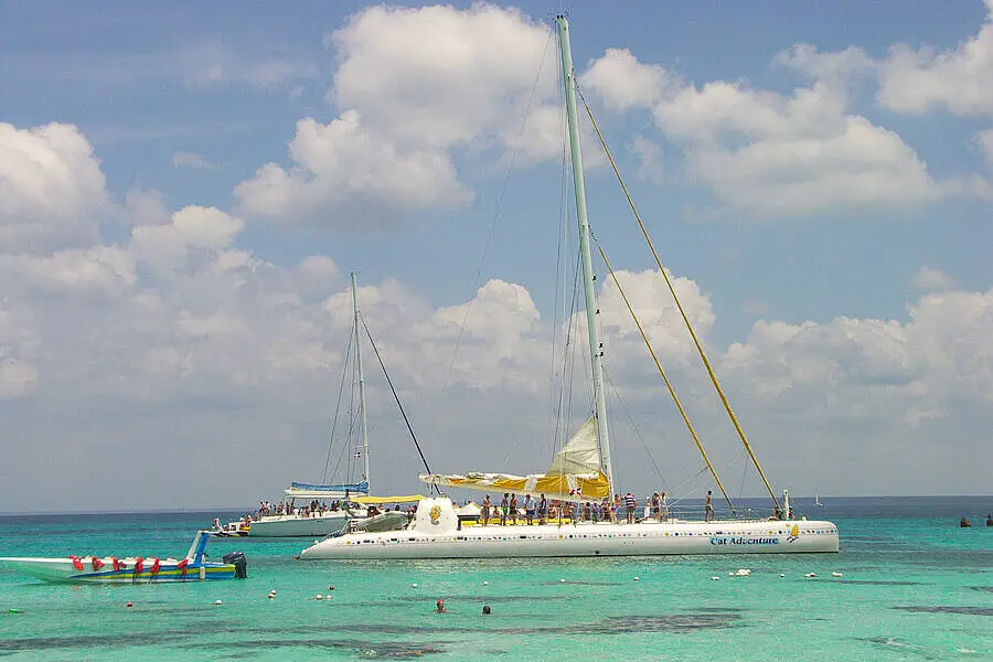 Mit dem Katamaran zur Isla Saona