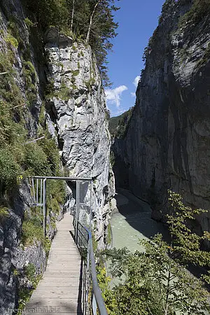 Ein Tor zur Schlucht