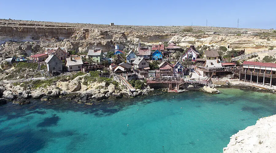 Popeye Village an der Anchor Bay auf Malta