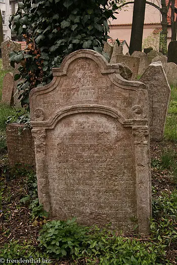 Grabstein auf dem Jüdischen Friedhof