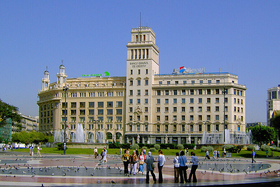 Plaça de Catalunya in Barcelona