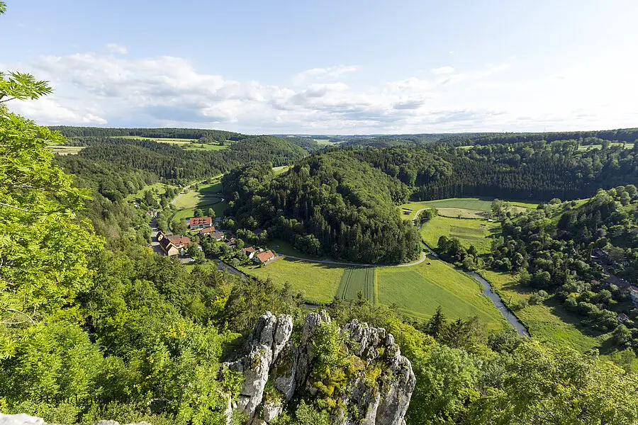 Aussicht von der Hohengundelfingen über das Große Lautertal